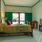 Zen Rooms Seminyak Drupati 1